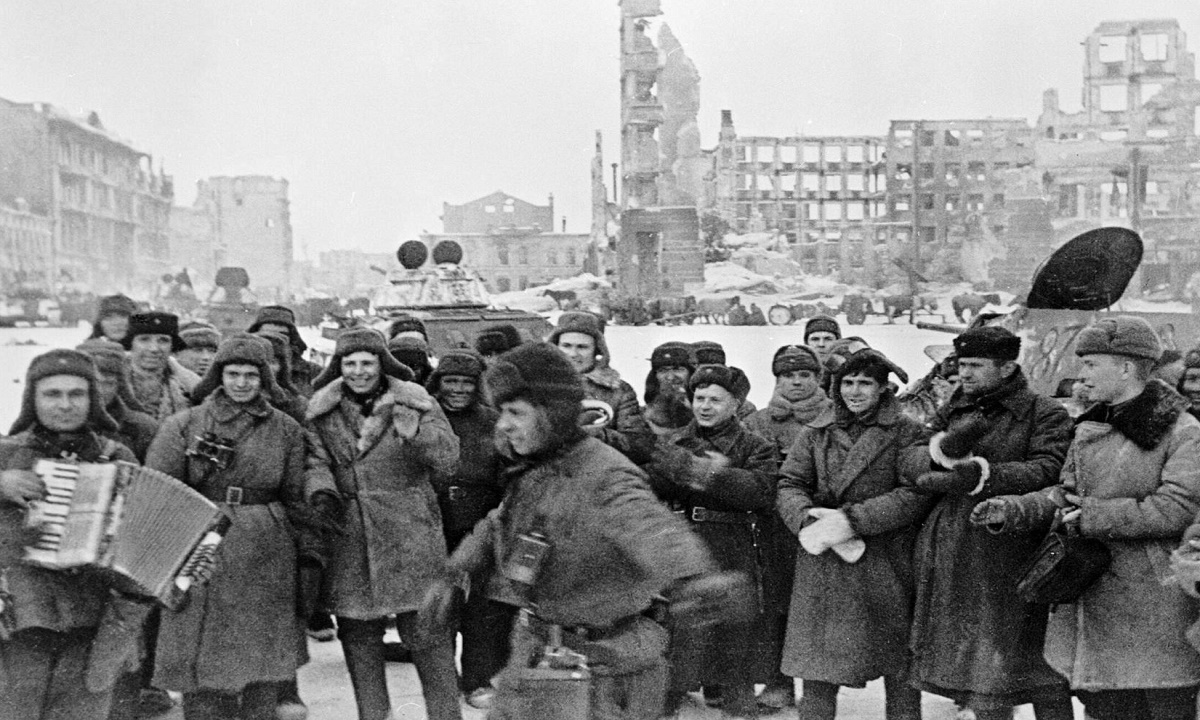 Фронтовикам обеспечат проезд на 75-летие Сталинградской битвы