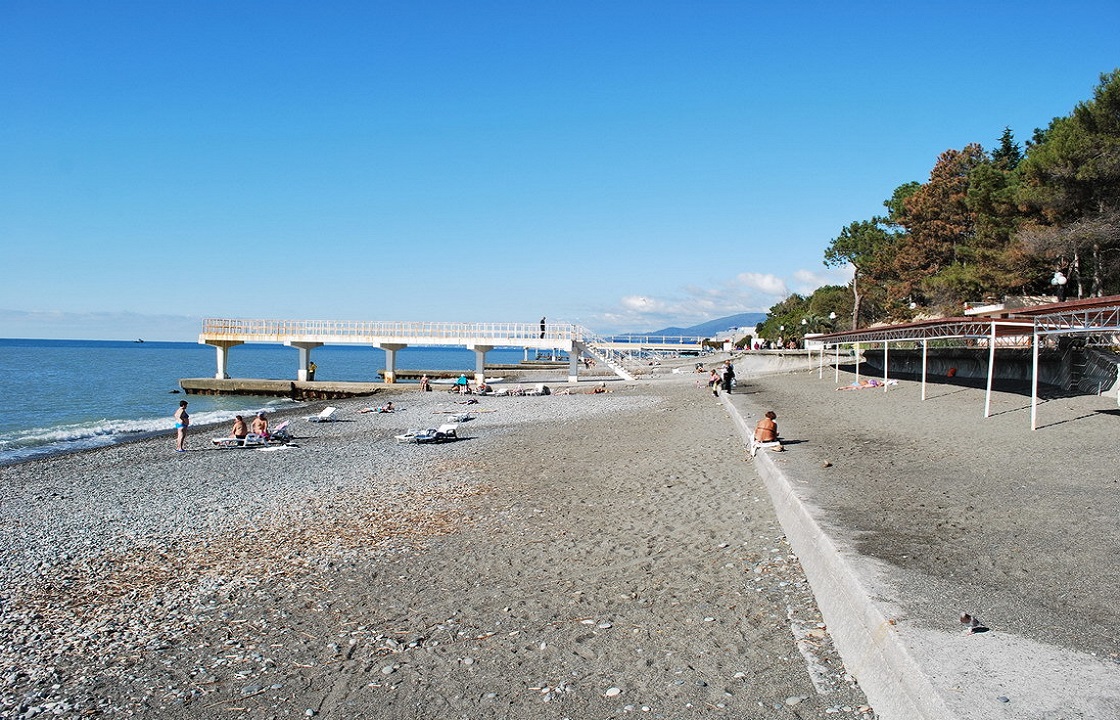 Власти Сочи предъявили претензии к содержанию пляжей