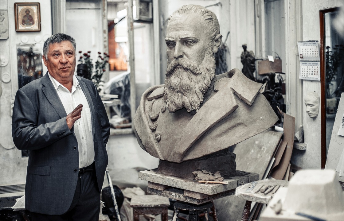 В Краснодаре разыскивают скульптуры Александра Аполлонова