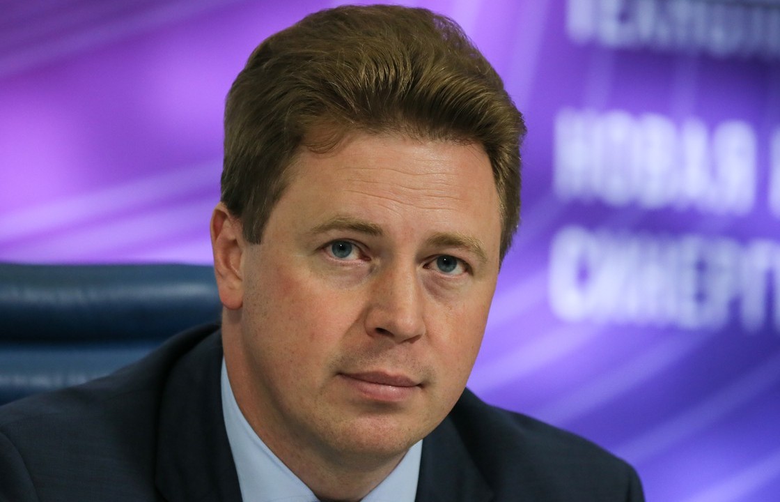 В Севастополе депутат от коммунистов подал в суд на действующего губернатора