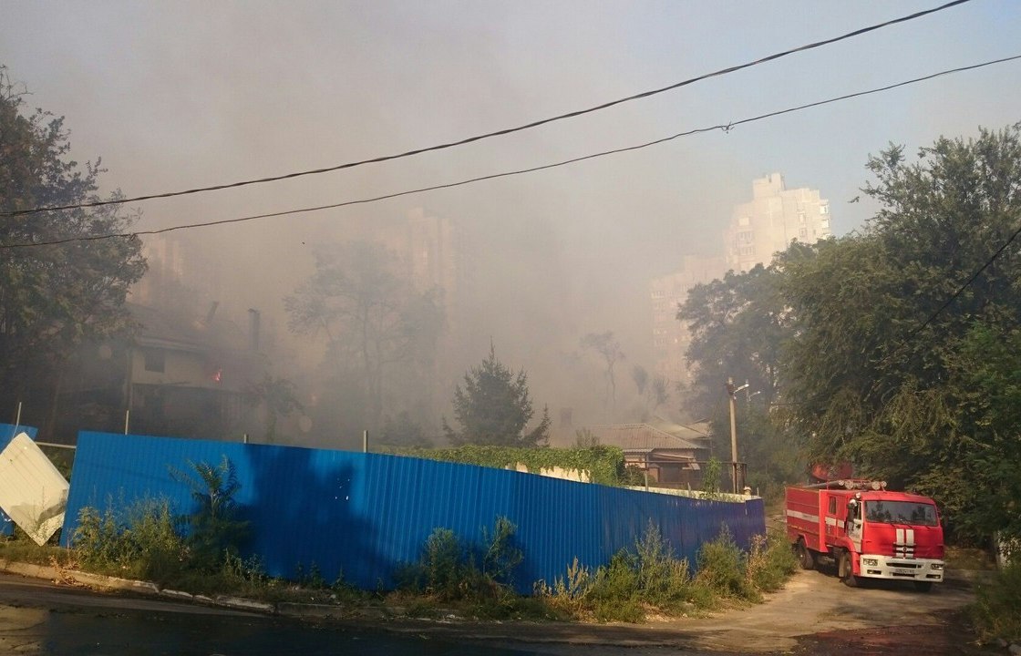Жители горящего района в Ростове заявляли об угрозах