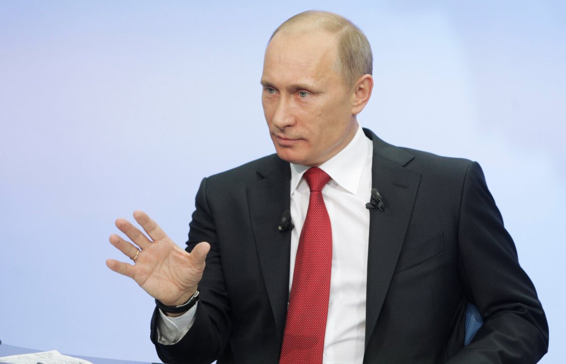 Путин призвал проявить внимание к погорельцам из Ростова и Волгоградской области