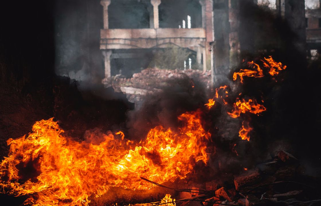 Пожилая пара заживо сгорела в Волгоградской области