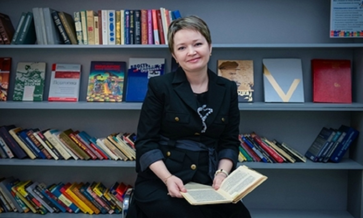 Директор шахтинской школы, отобравшая премии у учителей, получила год условно