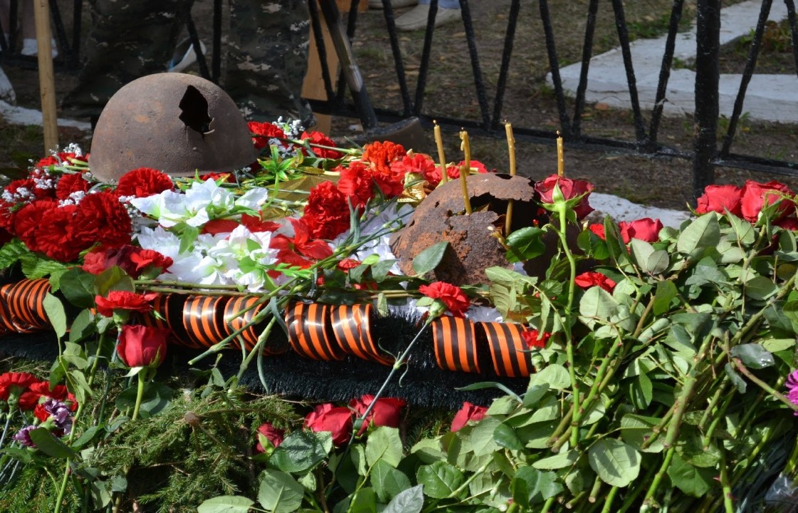 Поднятые поисковиками останки красноармейцев перезахоронили на Кубани
