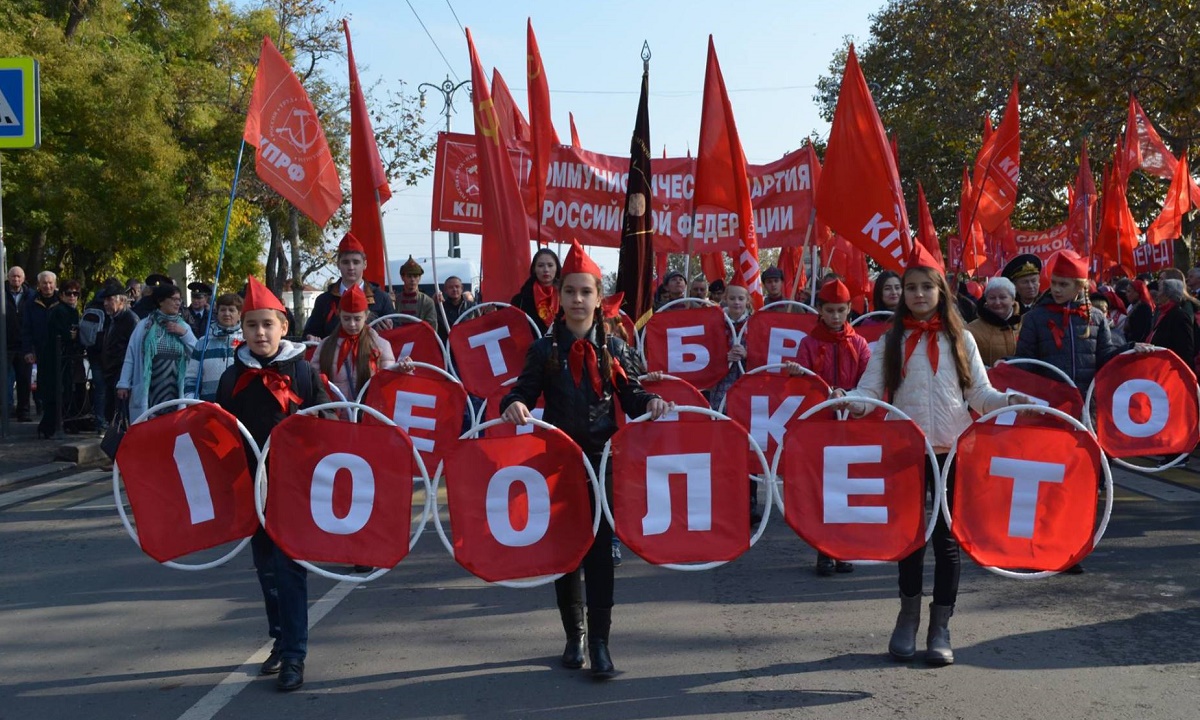 КПРФ обвинило власти Севастополя в «мелкой и пакостной мести»