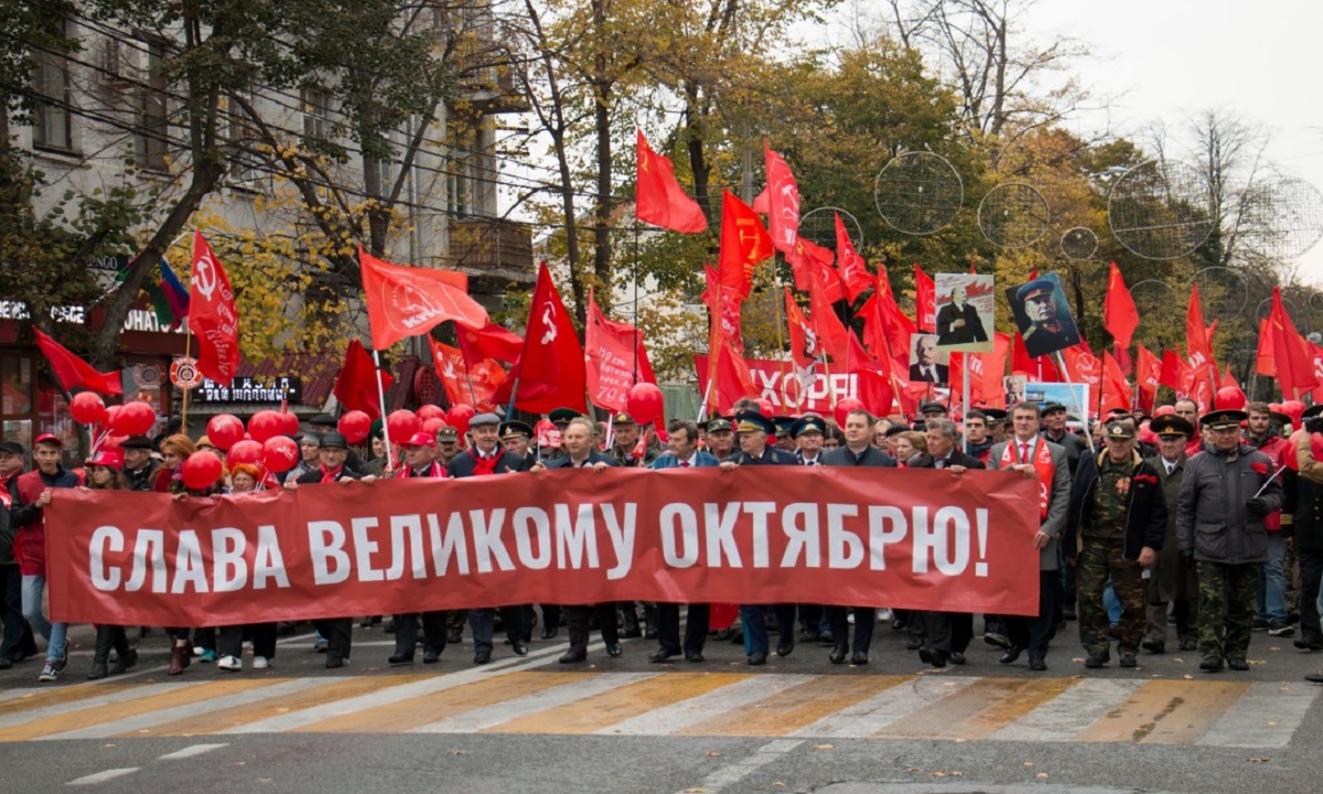 7 ноября не примирило крайком и экс-горком КПРФ в Краснодаре