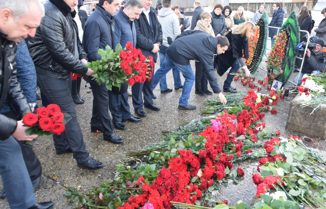 В память о жертвах крушения Ту-154 под Сочи в Подмосковье установят стелу