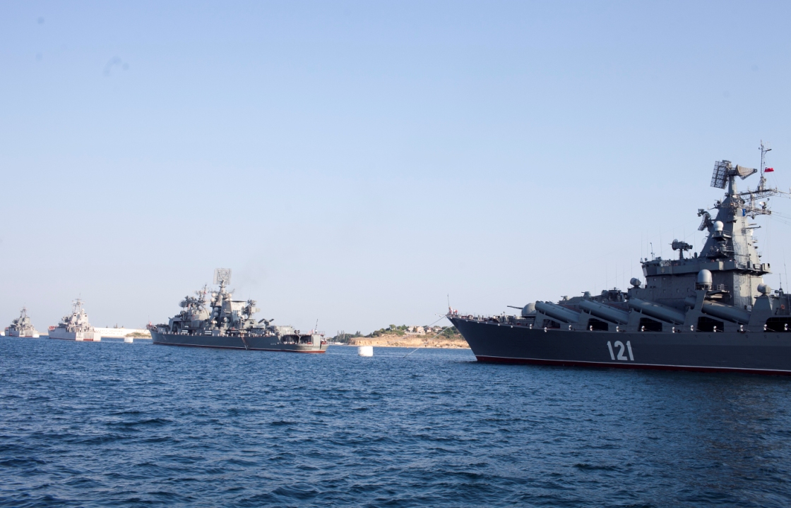 Из-за повреждений крымских газопроводов Черноморский флот перешел на усиленный режим готовности