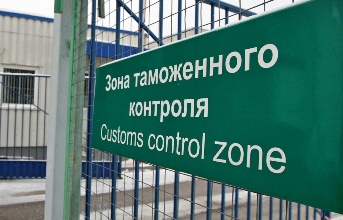 Сотрудница Новороссийской таможни нанесла ущерб государству на 6,5 млн