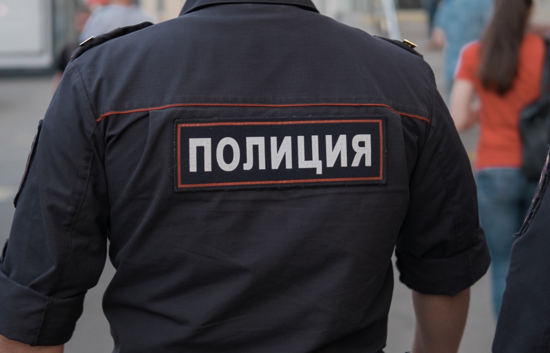 Сотрудник РЖД подарил полицейскому из Туапсе 3 тонны угля, чтобы не портить отношения