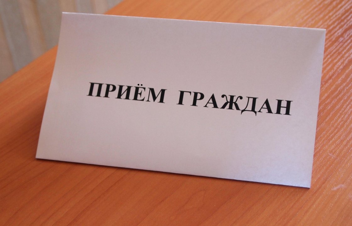 Власти севастопольских муниципалитетов будут принимать граждан