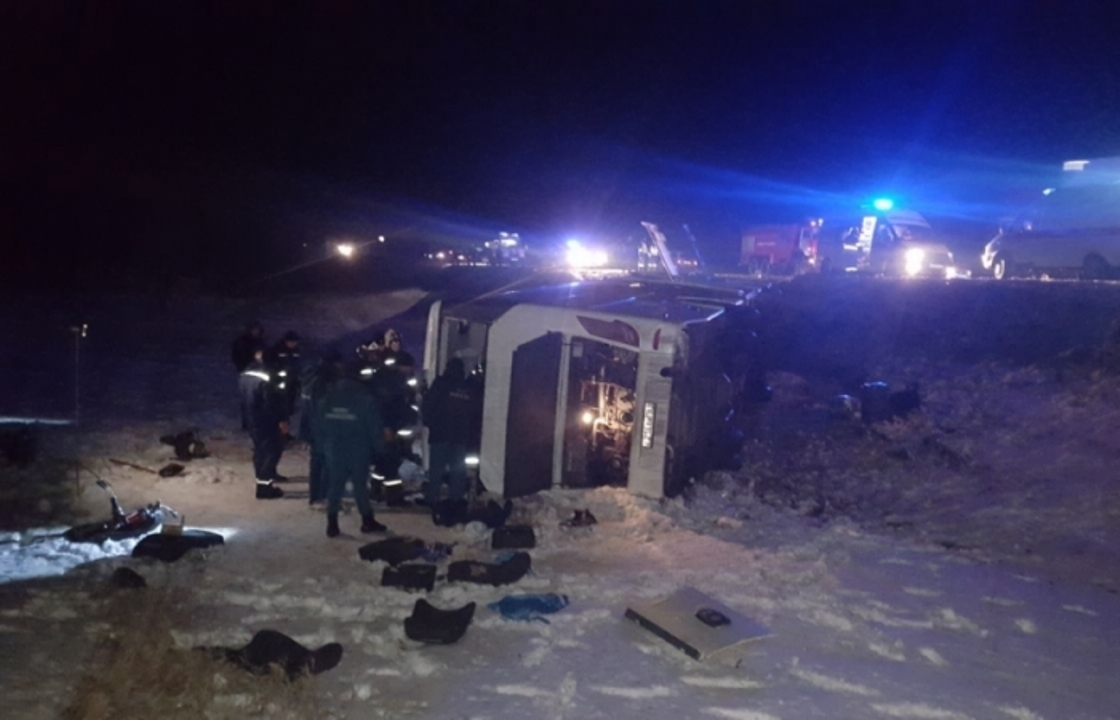 На Дону в ДТП с автобусом погибли четыре человека