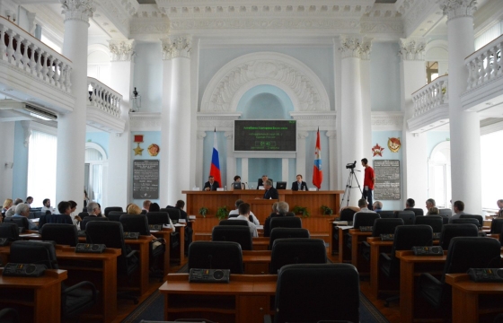 Депутаты заксобрания Севастополя оставили себя без зарплат