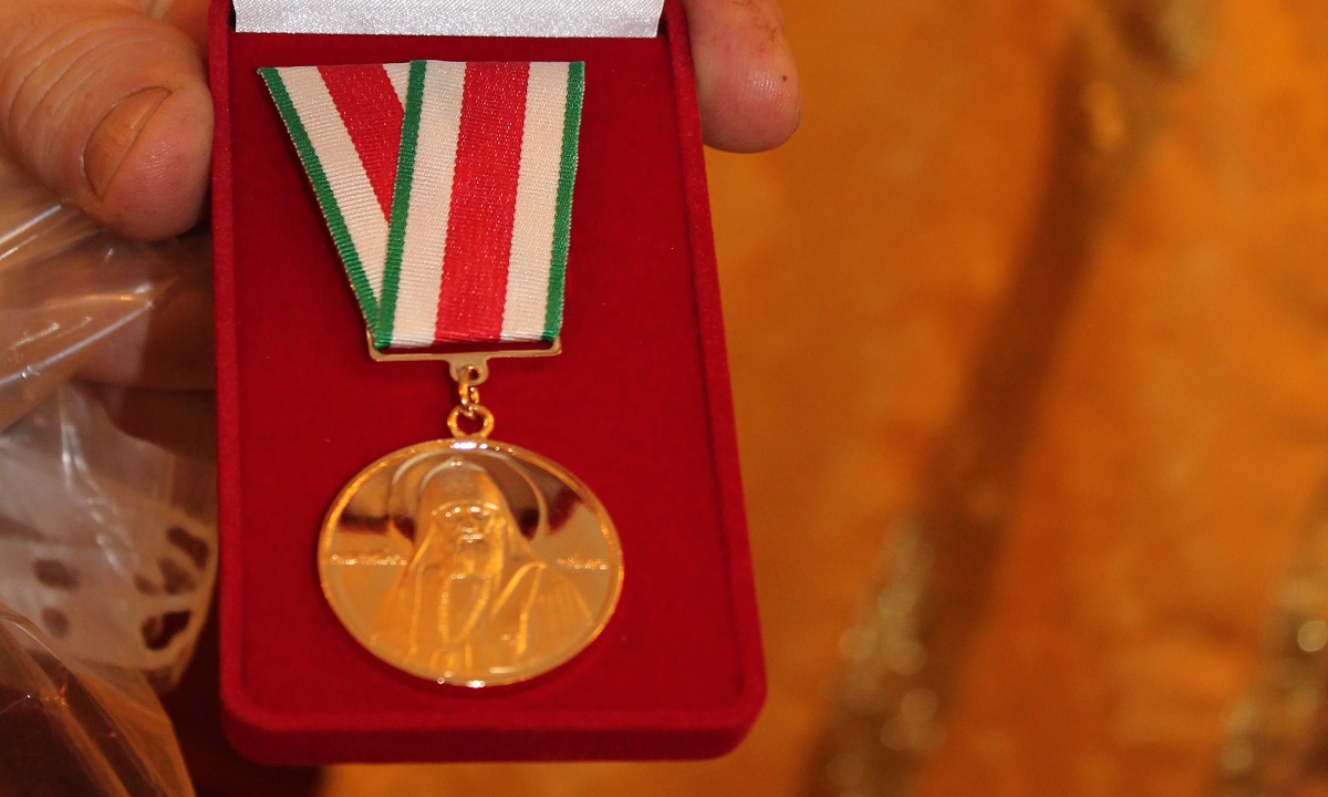 Краснодарский священник награжден медалью в честь 100-летия восстановления патриаршества