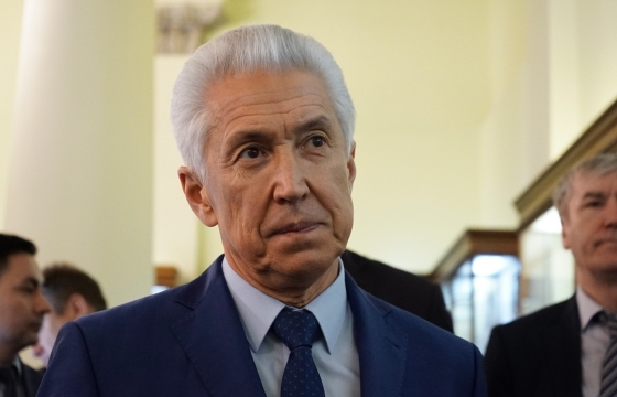 Врио главы Дагестана назвал причины отставок руководителей Минимущества и Минобрнауки