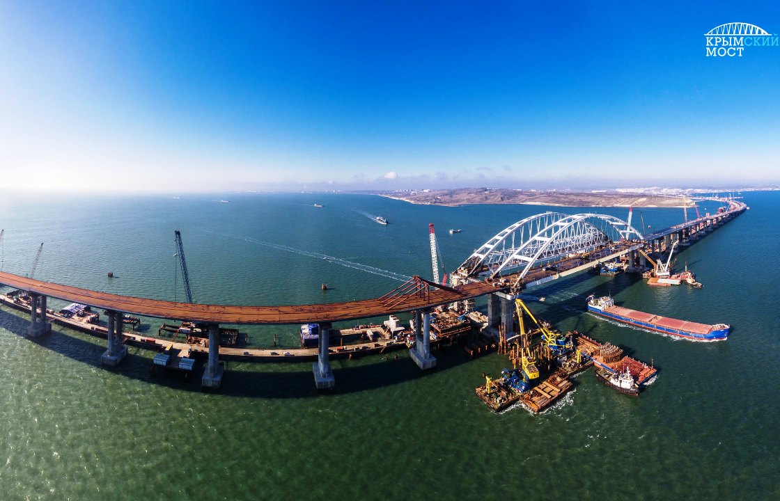Строители Крымского моста отчитались о двух годах строительства