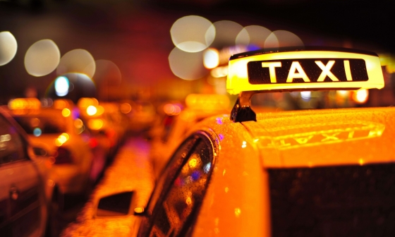 На тысячу жителей ЮФО приходится только три легальных такси
