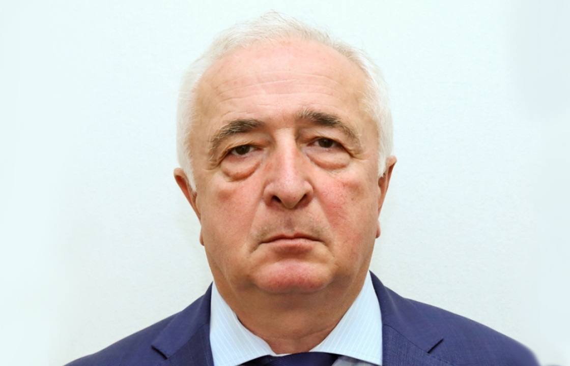 Сбежавший глава Минстроя Дагестана взял больничный и уехал в Москву