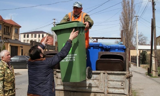 Тысячу мусорных контейнеров закупят в Махачкале к чемпионату Европы