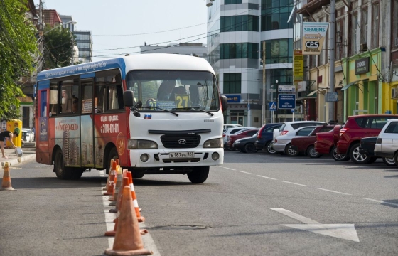 В лету водителей маршруток и автобусов в Краснодаре оденут в единую форму