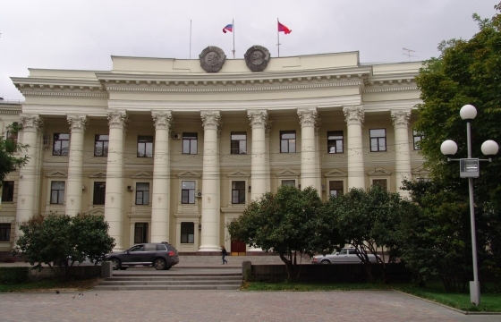 Астраханских депутатов-прогульщиков будут лишать зарплаты