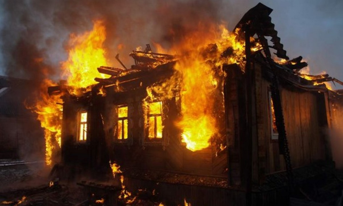 Трое детей и их мать заживо сгорели в Геленджике