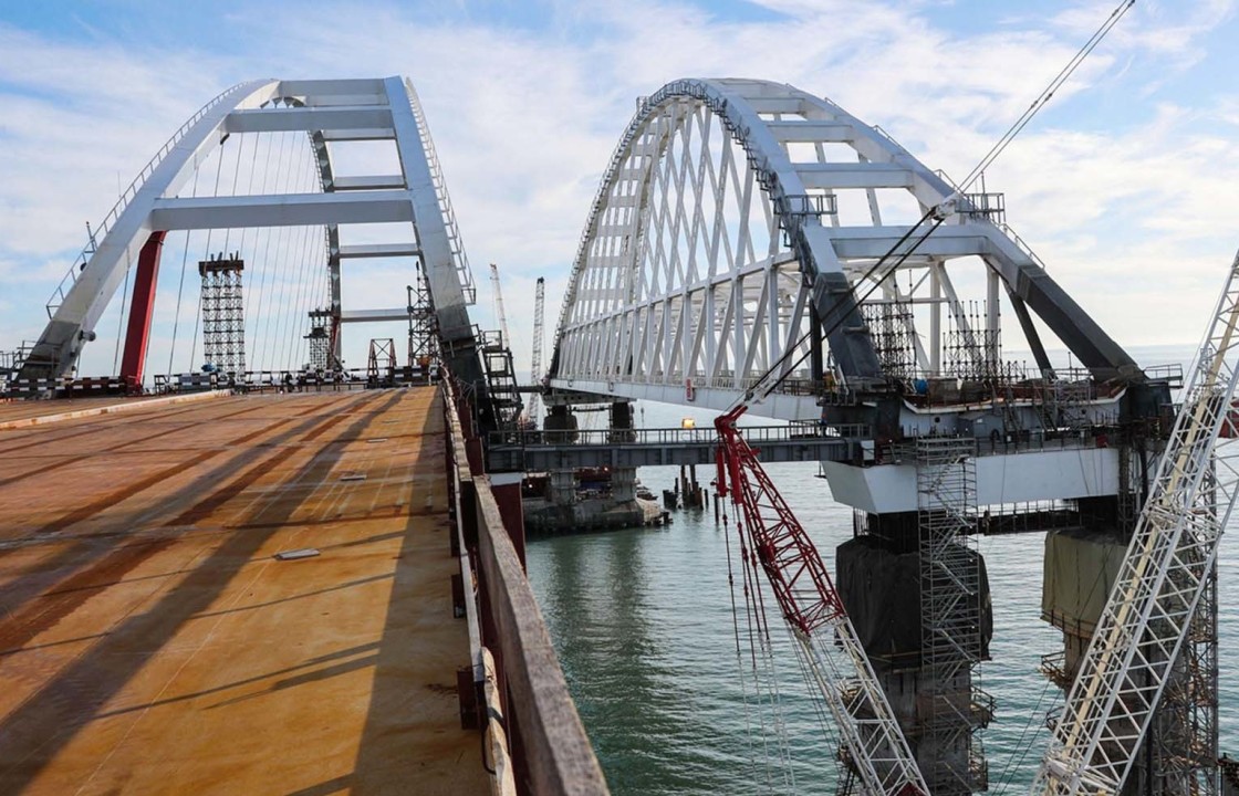 На Крымском мосту начался монтаж очистных сооружений
