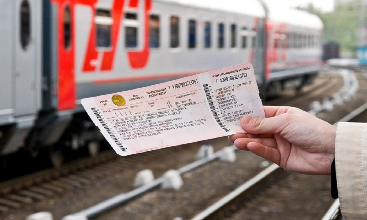 Чтобы обмануть полицейских, грабитель из Астрахани купил билет в Москву