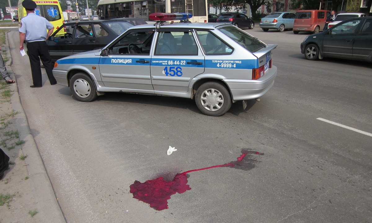 Служебная машина МВД в Симферополе задавила пешехода