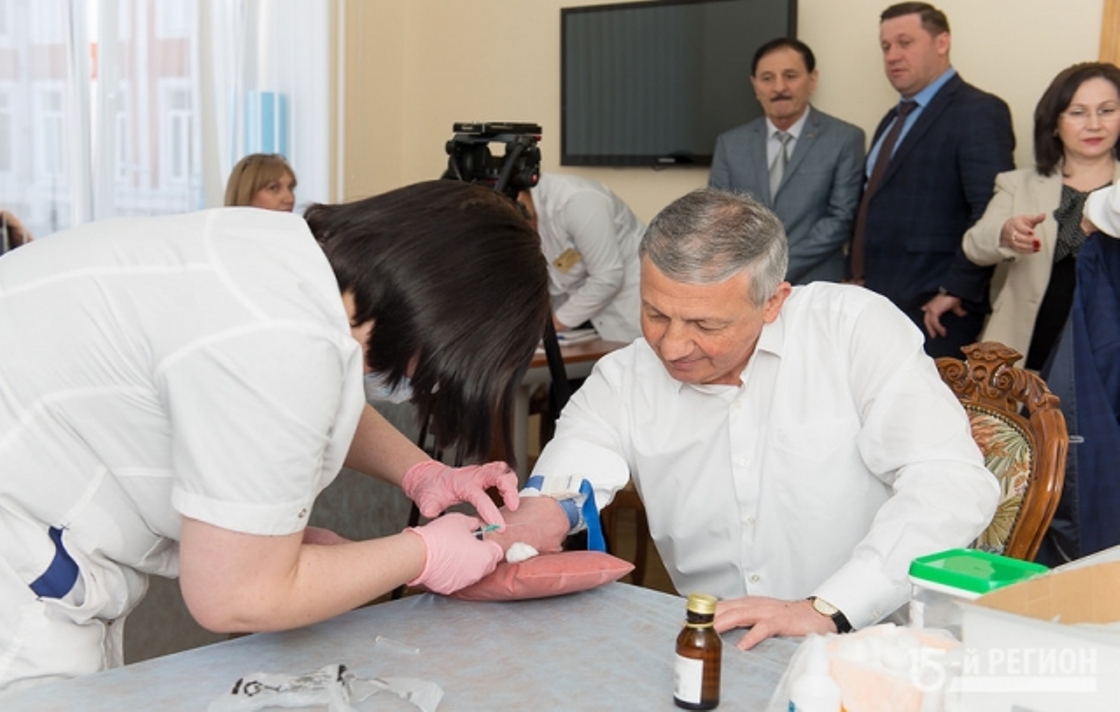 Глава Северной Осетии сдал тест на наркотики