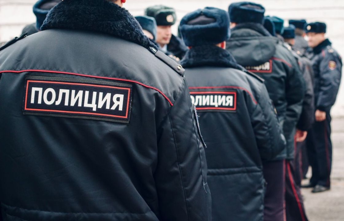 На Ставрополье полицейские расстреляли напавшего на них с ножом мужчину