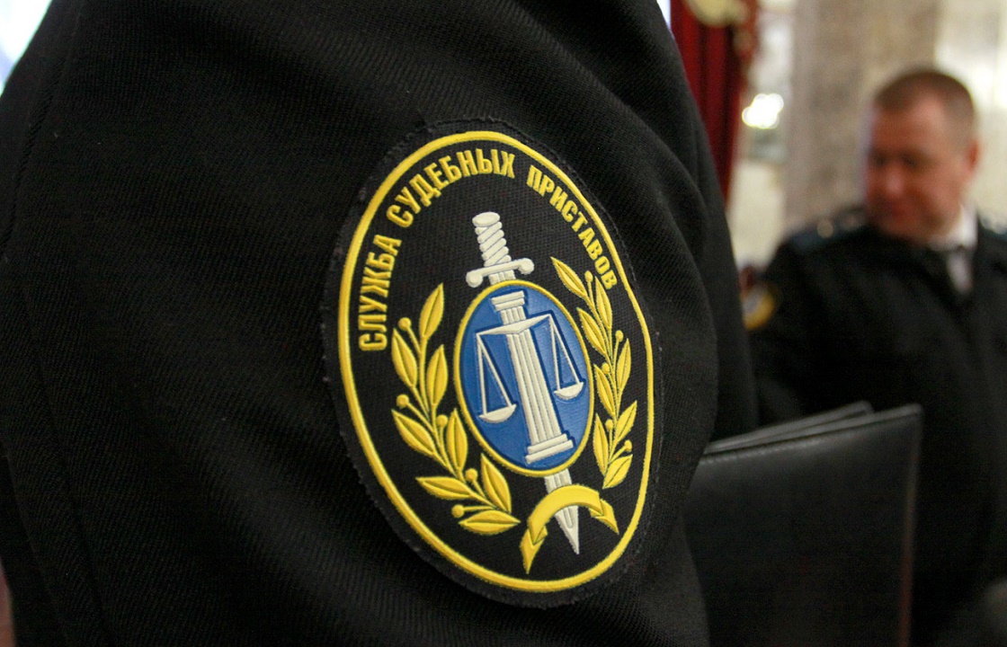 Начальник отдела судебных приставов из Кабардино-Балкарии попался на взятке в 20 тысяч