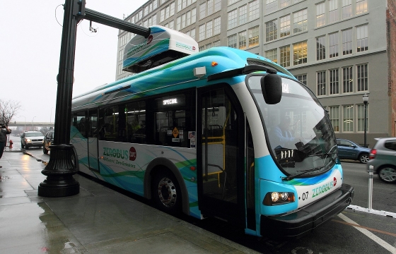Власти Крыма переводят общественный транспорт на электробусы