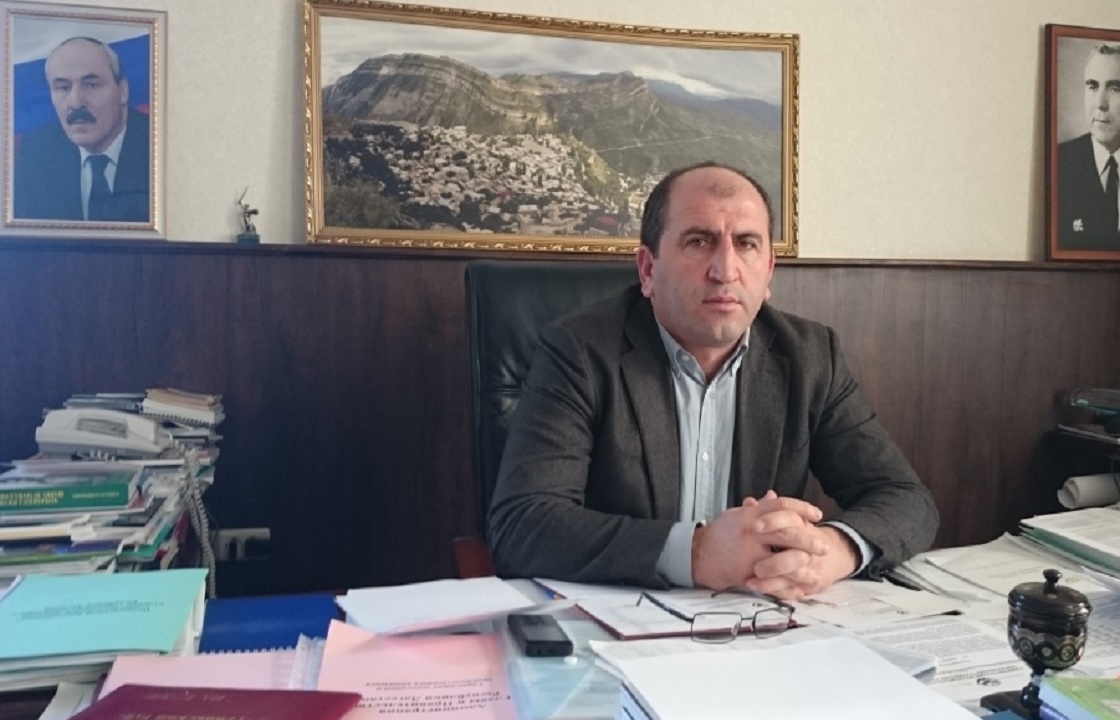 Экс-главу района в Дагестане накажут за дорого адвоката