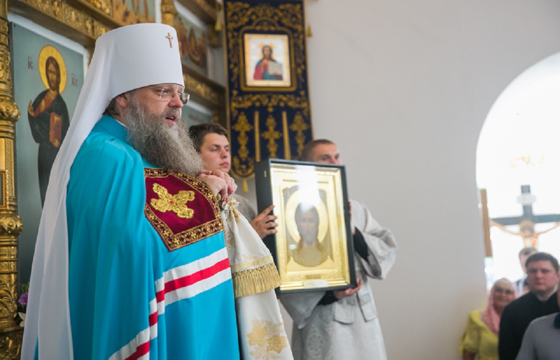 Не на митинги, а в храмы призвал ростовчан ходить митрополит Меркурий