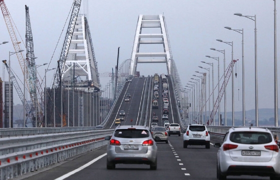 Шесть россиян попали под санкции Евросоюза из-за Крымского моста