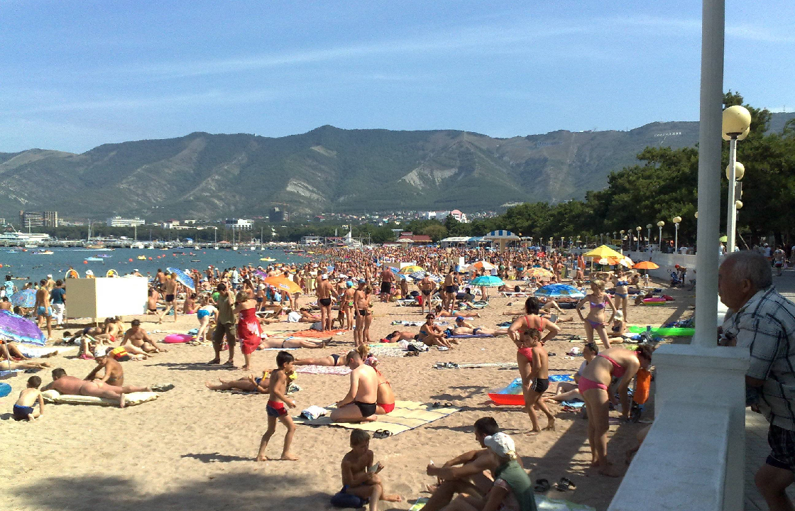 4,6 млн туристов отдохнули на курортах Краснодарского края за полтора летних месяца