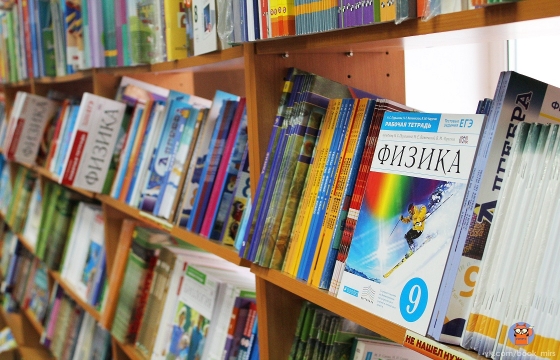 «Чиновники потеряли совесть» - врио главы Дагестана о ситуации со школьными учебниками