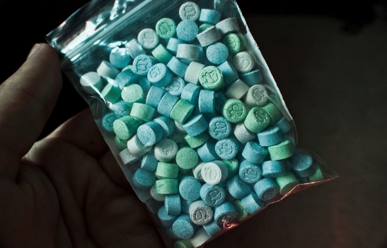 Волгоградец заказал наркотики из Германии в коробке из-под DVD