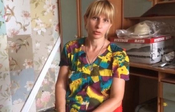 ФСБ провела обыск в Симферополе у активиста украинского культурного центра Ольги Павленко