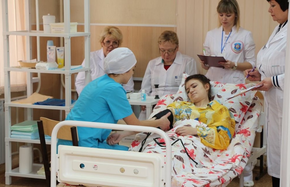 Медсестра с Кубани взяла бронзу на всероссийском чемпионате профмастерства для специалистов 50 +
