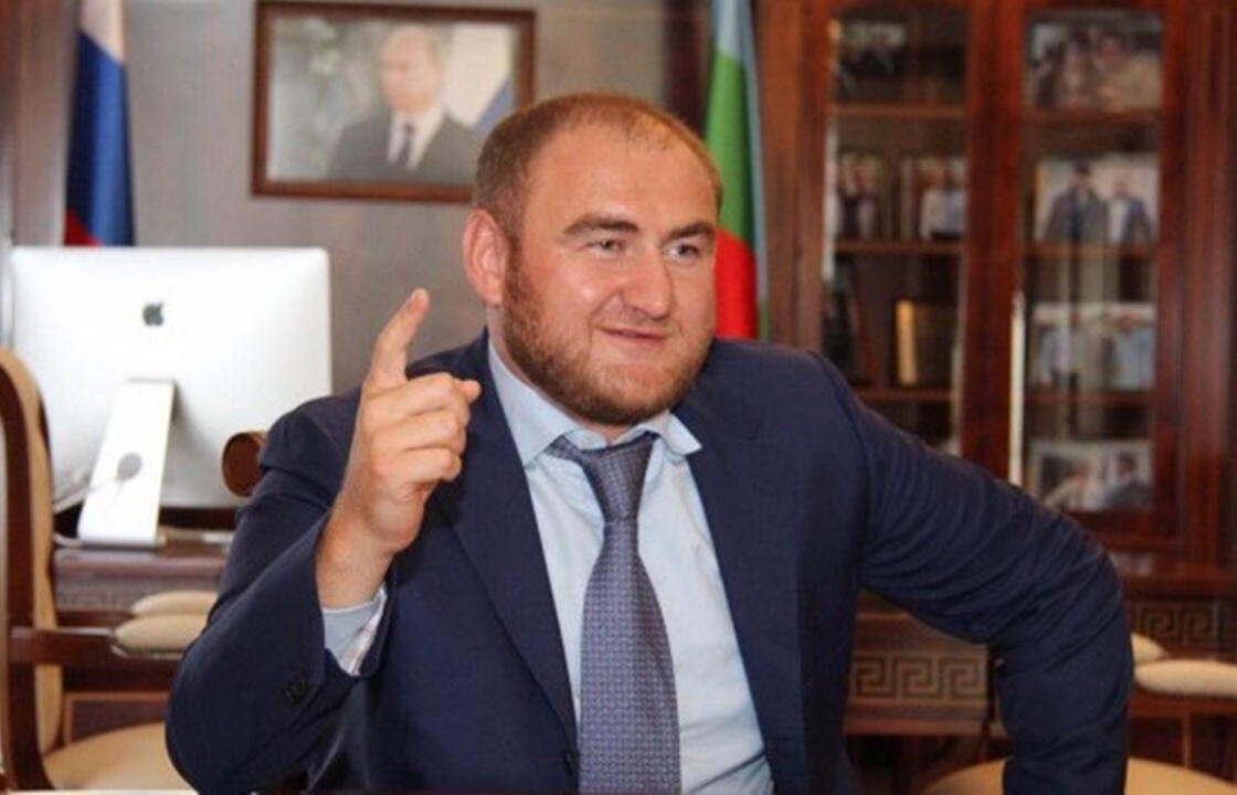 Сенатор от Карачаево-Черкесии стал фигурантом уголовного дела в Эмиратах