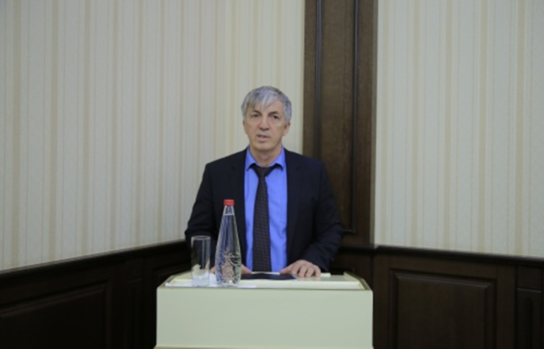 Кандидат сенатора Сулеймана Керимова единогласно избран главой Дербента