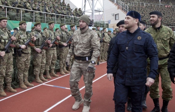 Кадыров нашел применение полным сотрудникам ГИБДД. Видео