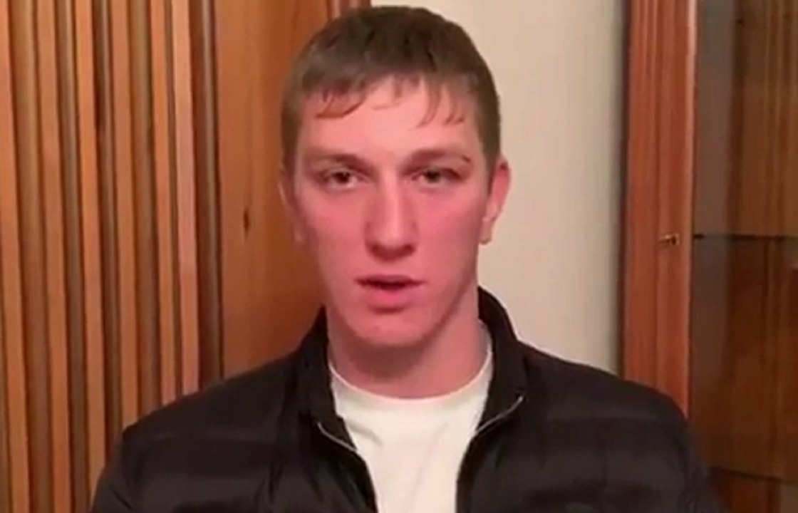 Возмутившего Кадырова чеченца избили и заставили извиниться на камеру. Видео