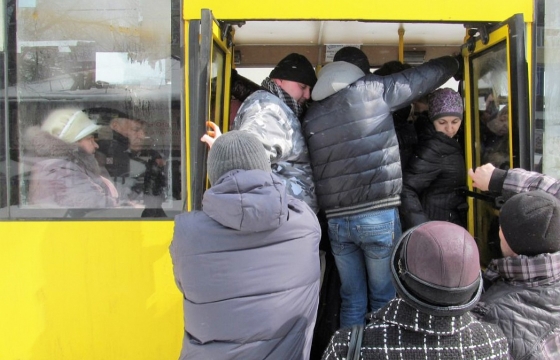 Аксенов поручил руководству Симферополя добираться до работы на общественном транспорте