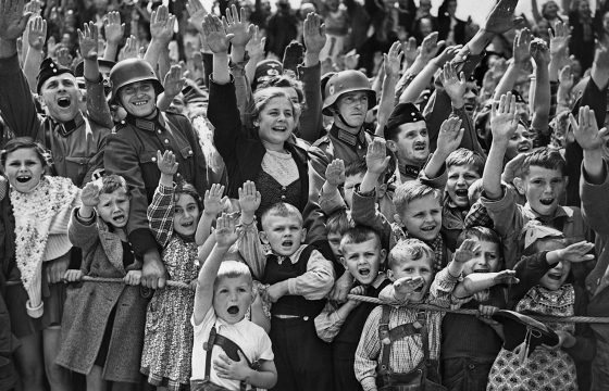 Оглашен приговор юноше из Ставрополья за фото с нацистским приветствием
