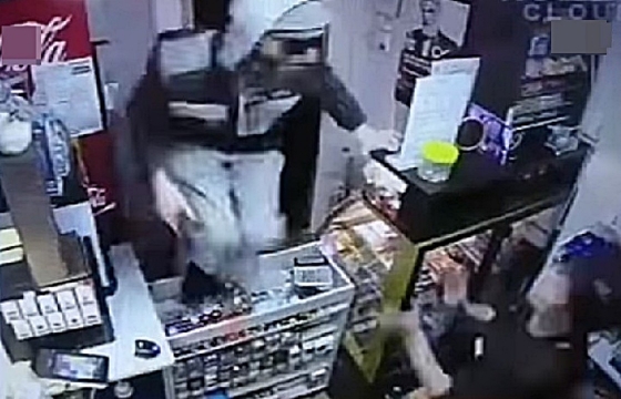 Ограбивший кофейню 20-летний краснодарец задержан по горячим следам. Видео