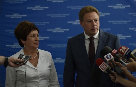 В отставку и Овсянникова, и Заксобрание – КПРФ о конфликте вокруг бюджета Севастополя